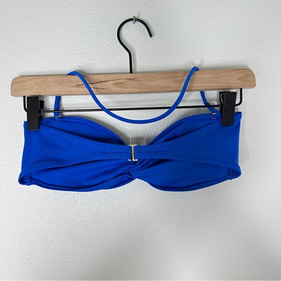 Victoria's Secret Blue Twist Front Bandeau Bikini Top Size Small - Picture 3 of 7